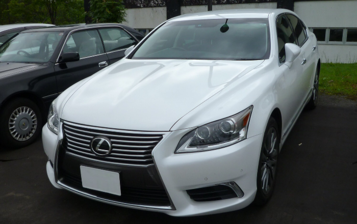 レクサス　LS460