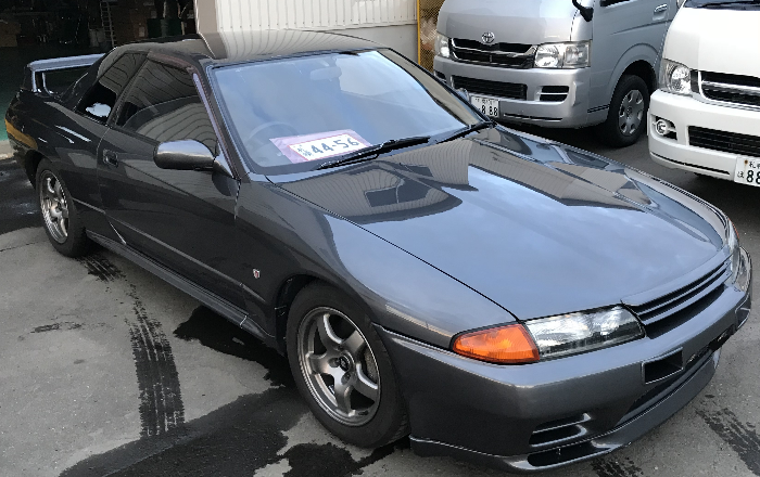 ニッサン　GT-R